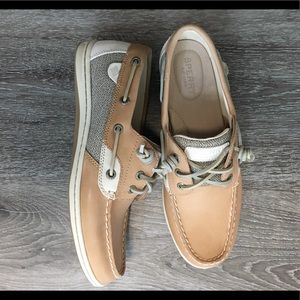 Women’s Sperrys size 8.5